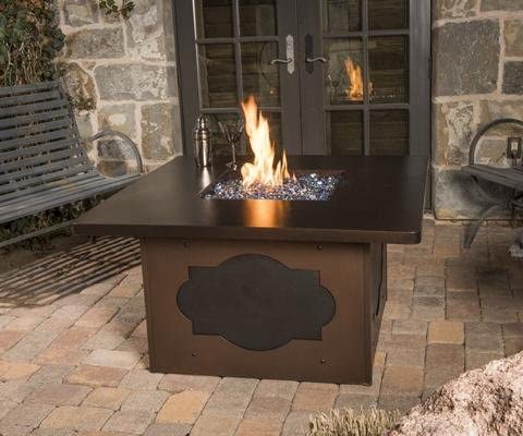 Meridian Outdoor Living Maitre D Propane Fire Pit Table