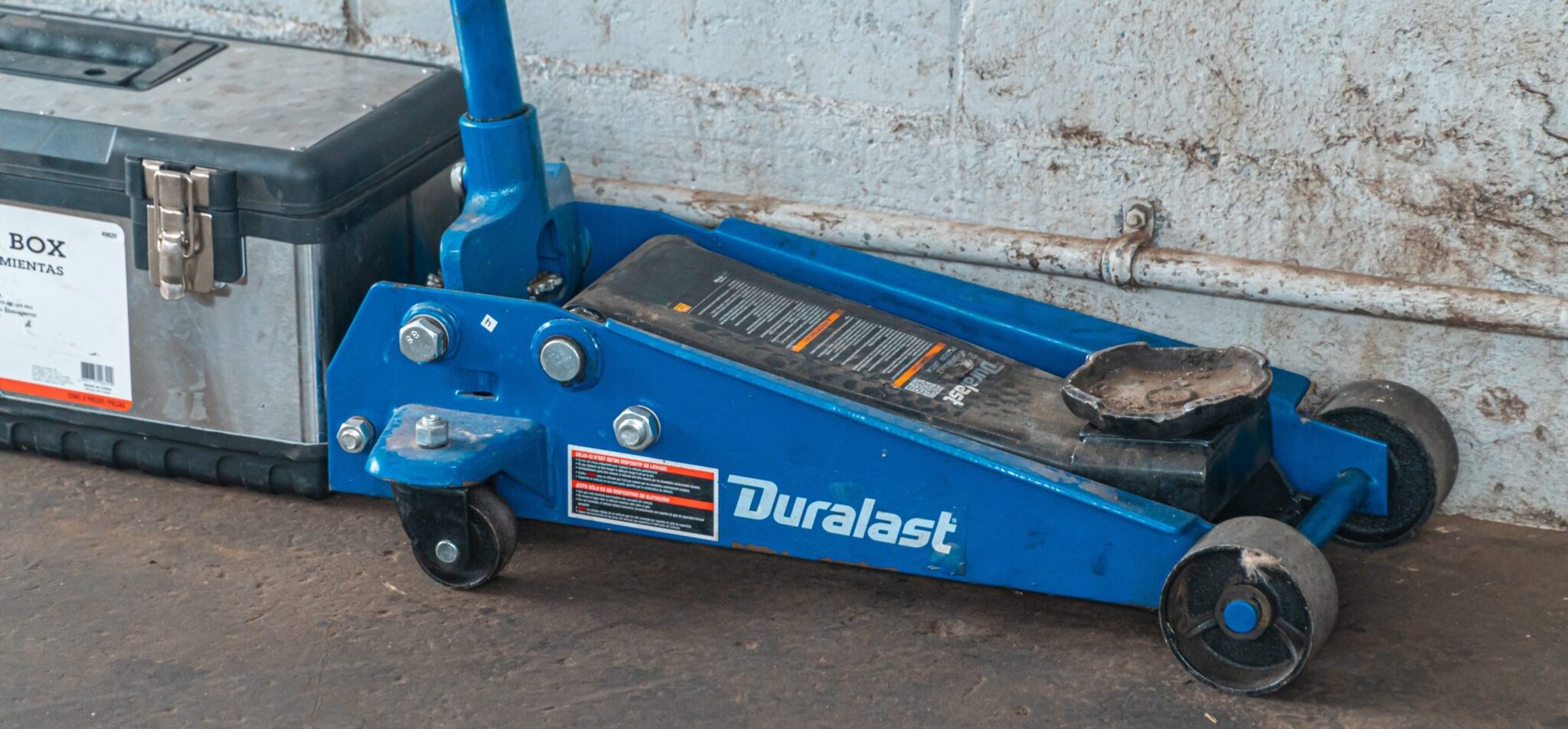 Best Floor Jacks review and Buying Guide